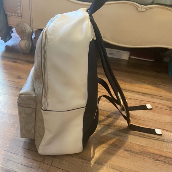 Coach Beige and White Backpack - Picture 6 of 11